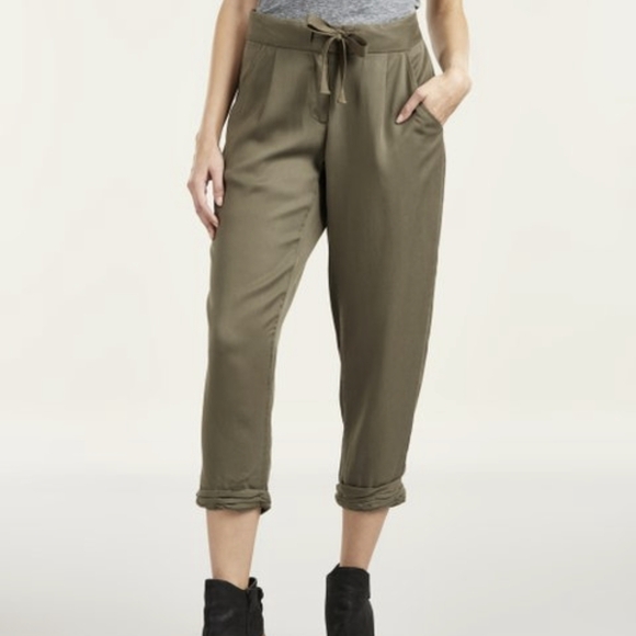 TAHARI Khaki Safari Ruched Cropped Jogger Tencel 6 and 8 Spring pants Capri - Picture 1 of 16
